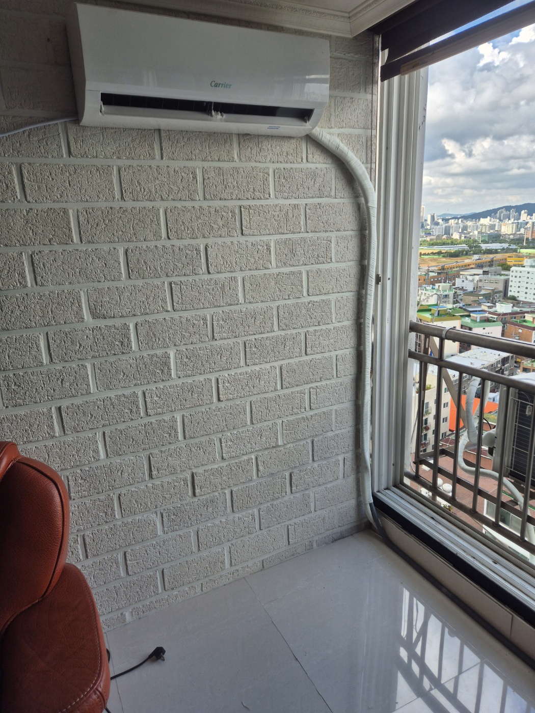 아파트 벽걸이 냉난방기 배관 최소화 설치 사례